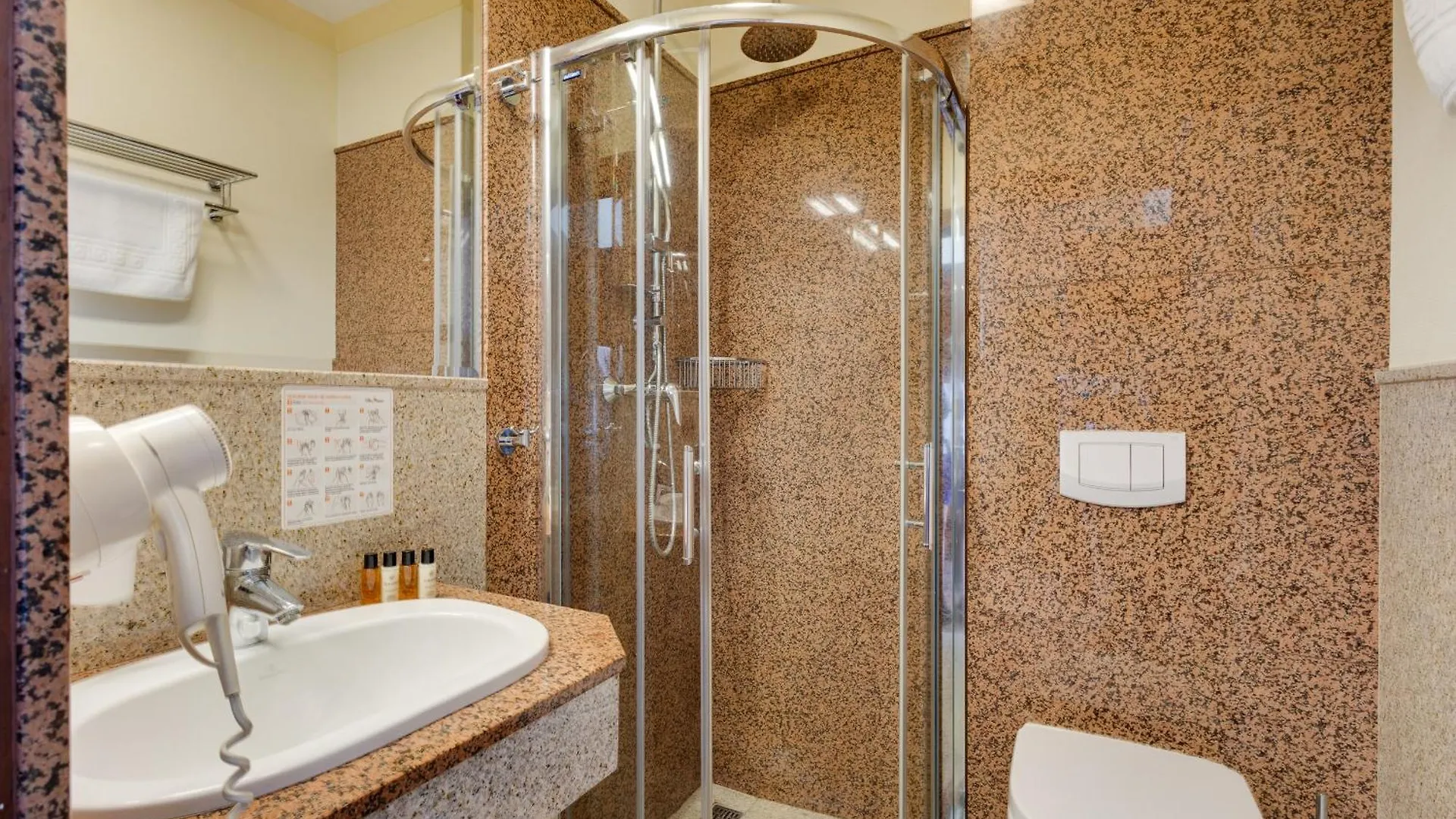 Villa Meduza Kolobrzeg Bed & Breakfast